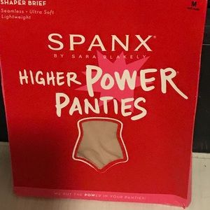 Spanx soft nude M 130-155lb 59-70kg